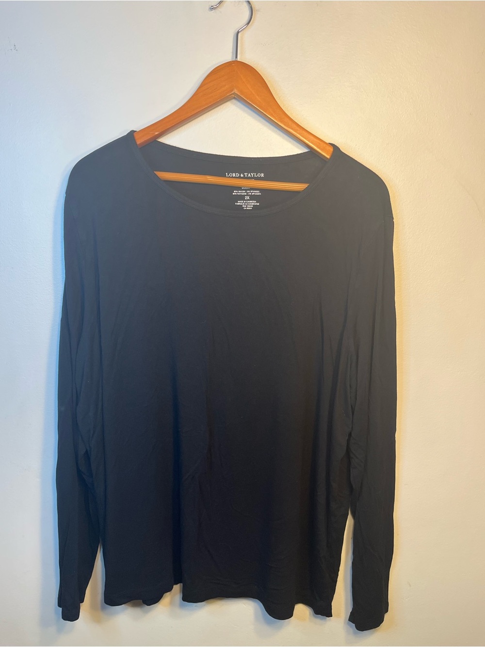Lord & Taylor Long-Sleeve Crewneck Tee Black Iconic Fit 2X